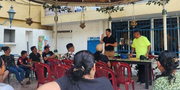 Global Deaf Research Institute engaging with the deaf community in rural area to include them in the project.