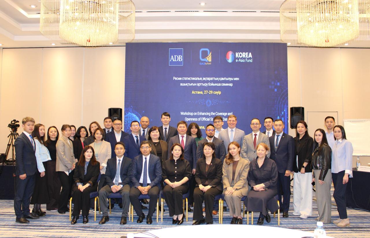 Kazakhstan open data workshop group photo.